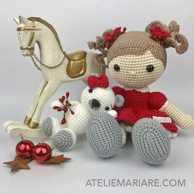 Imagem de uma Boneca MariaRê de Crochê