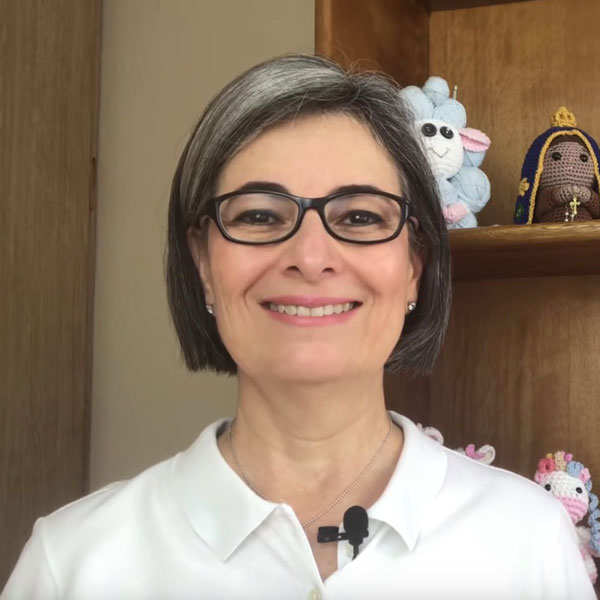 Foto da Regina Stein, professora de Amigurumi @ Ateliê MariaRê